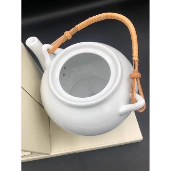 Pier One Imports White Porcelain Tea Pot Set with 4 Cups - Picture 6 of 9